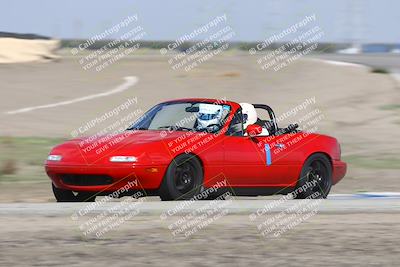 media/Oct-25-2025-CalClub SCCA (Sat) [[34c778dfbe]]/Group 1/Session 3 (Outside Grapevine)/